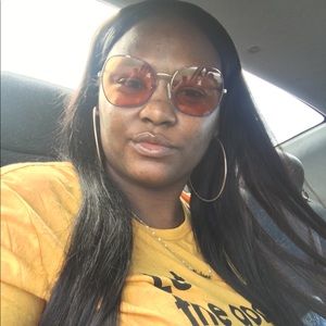 Meet your Posher, Nylani